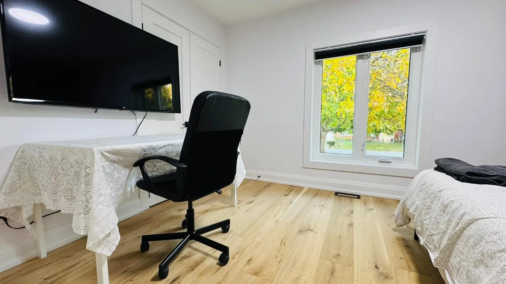 Appartamento Entire Unit Airport Free Pkg Sep Entrance Newreno Toronto