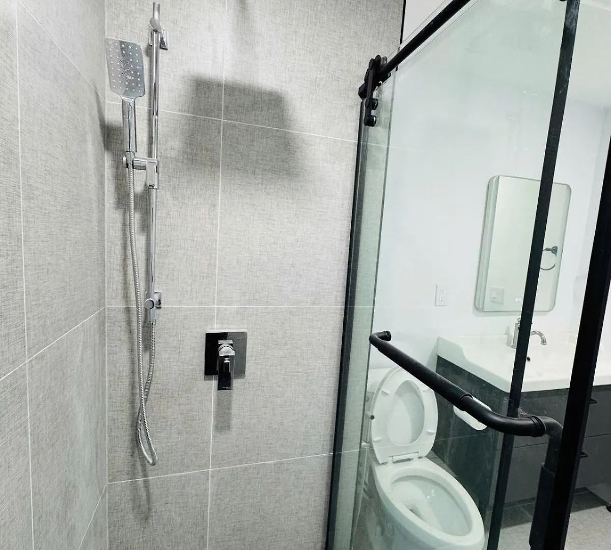 Appartamento Entire Unit Airport Free Pkg Sep Entrance Newreno Toronto