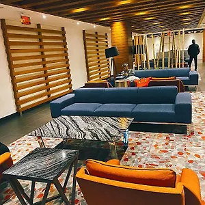 Luxurious In The Center Of Downtown Toronto