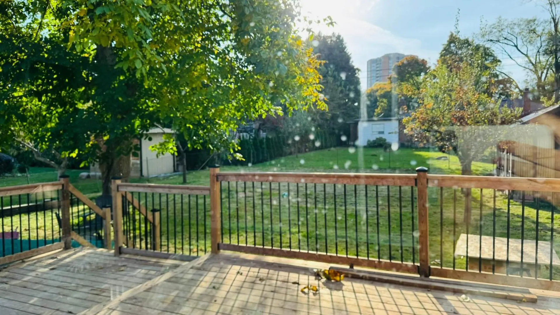 Entire Unit Airport Free Pkg Sep Entrance Newreno Apartment Toronto Canada